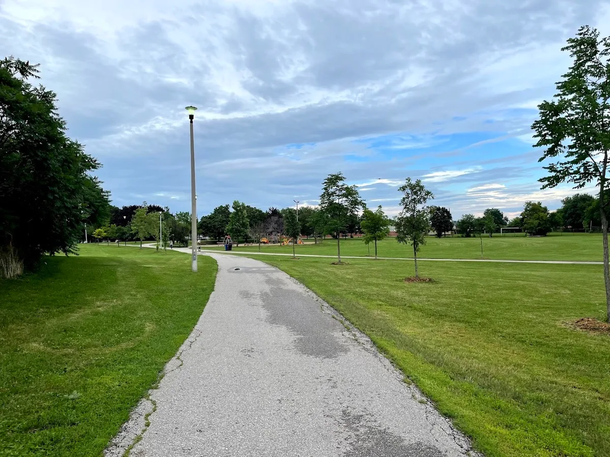 Outdoor pickleball courts at Baycrest Park — empty court overview, Toronto