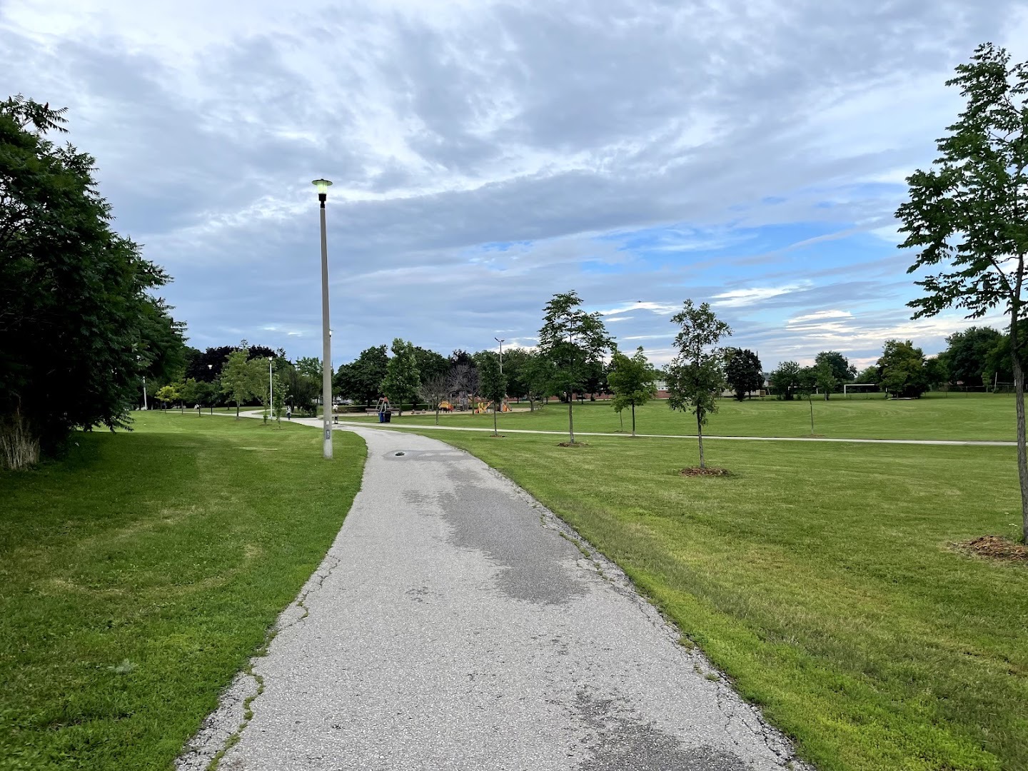 Outdoor pickleball courts at Baycrest Park — empty court overview, Toronto