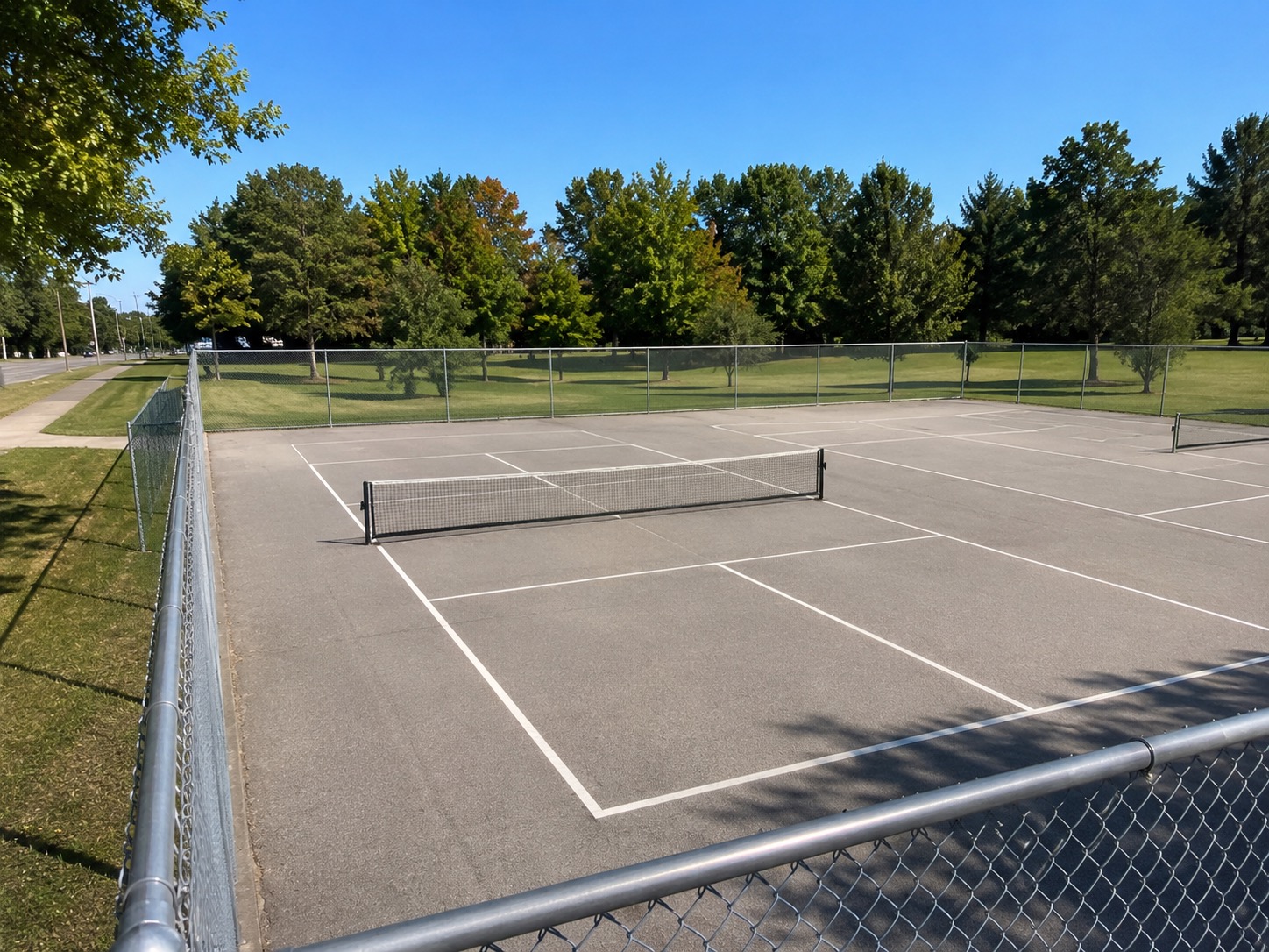 Outdoor pickleball courts at Bayview Village Park — empty court overview, Toronto