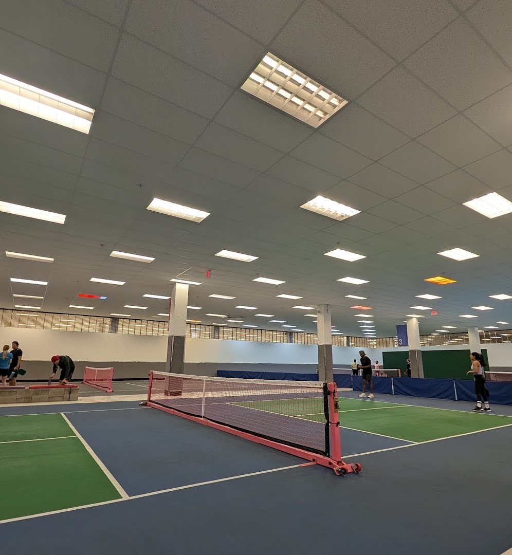 Outdoor pickleball courts at Cloverdale Park — empty court overview, Toronto