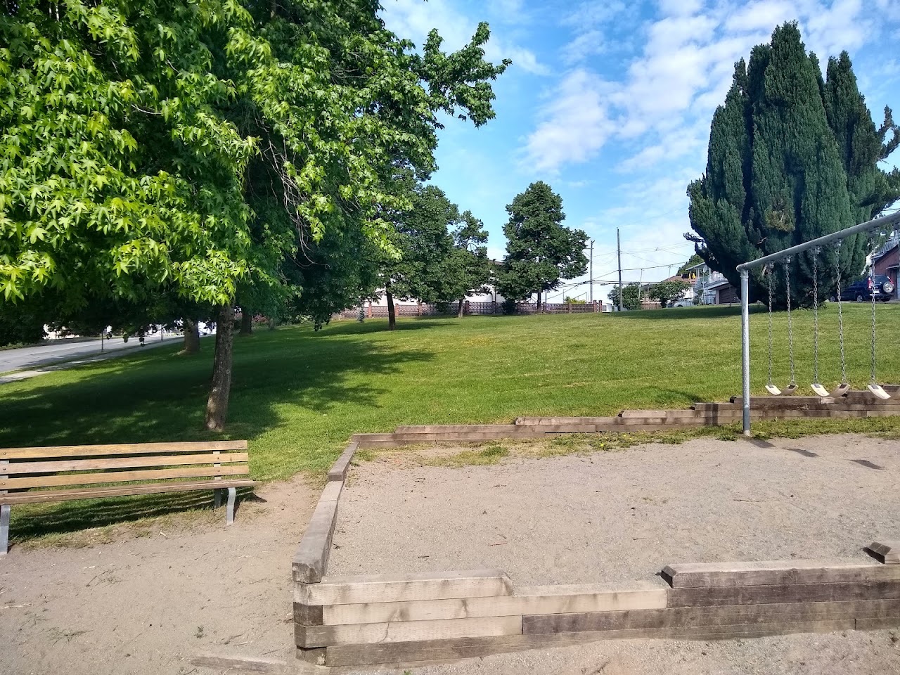Kaslo Park, Vancouver — additional view via Google Maps