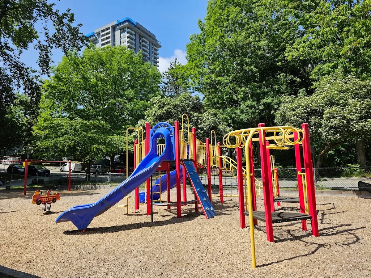 Keswick Park Courts, Burnaby — photo via Google Maps