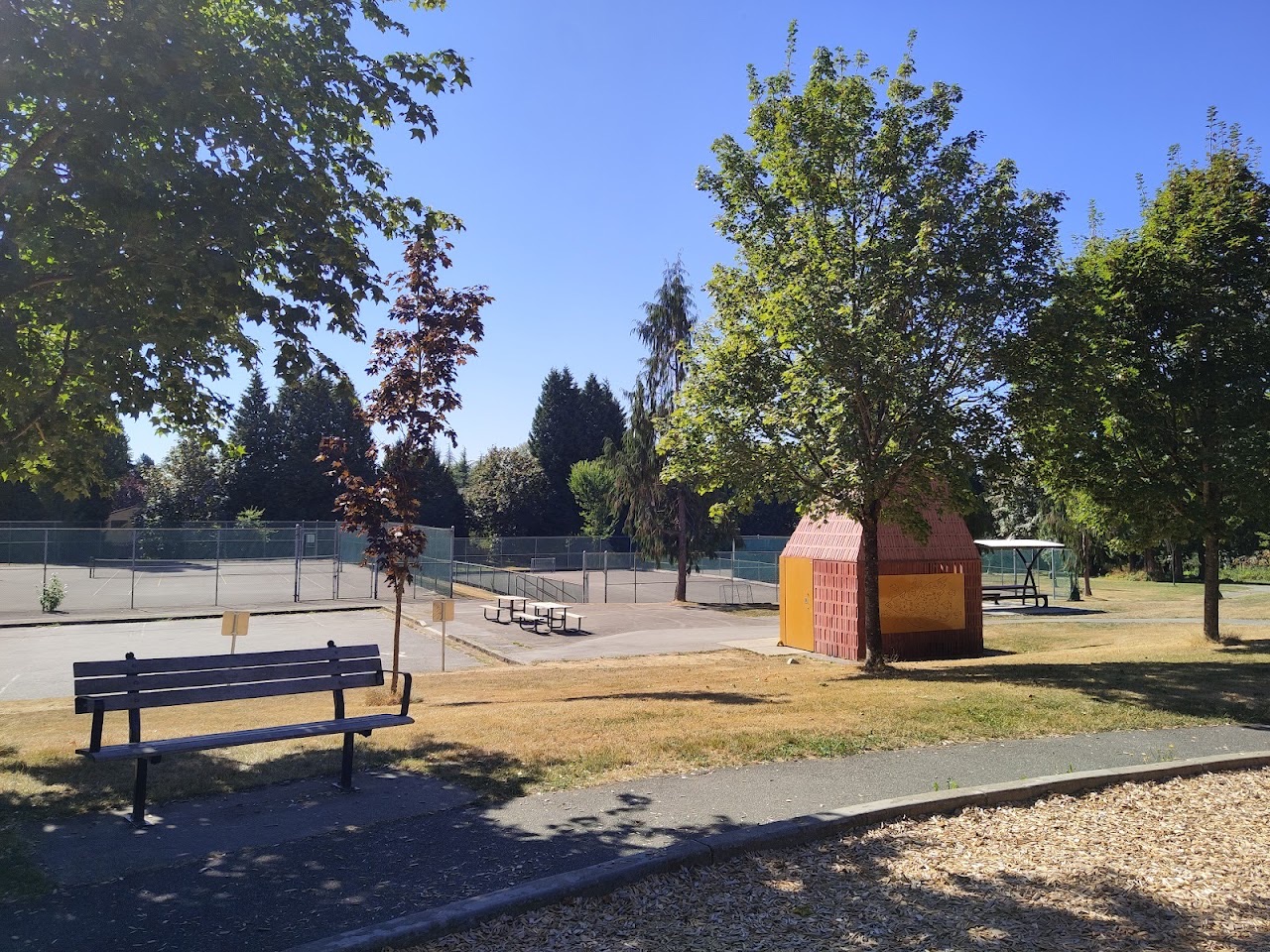 Maple Green Park, Surrey — additional view via Google Maps