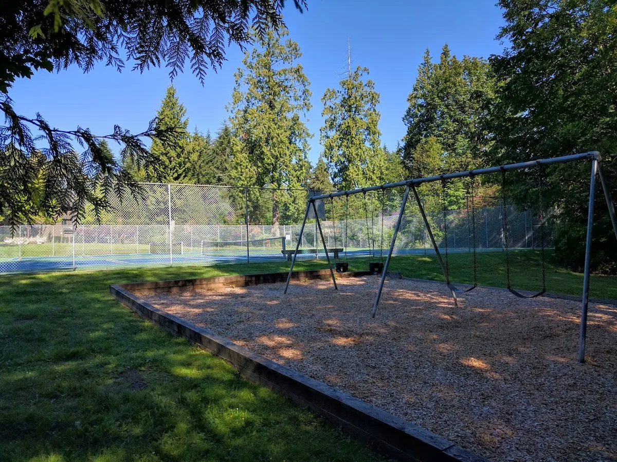 Mariner Park Pickleball and Tennis Courts, Coquitlam — photo via Google Maps