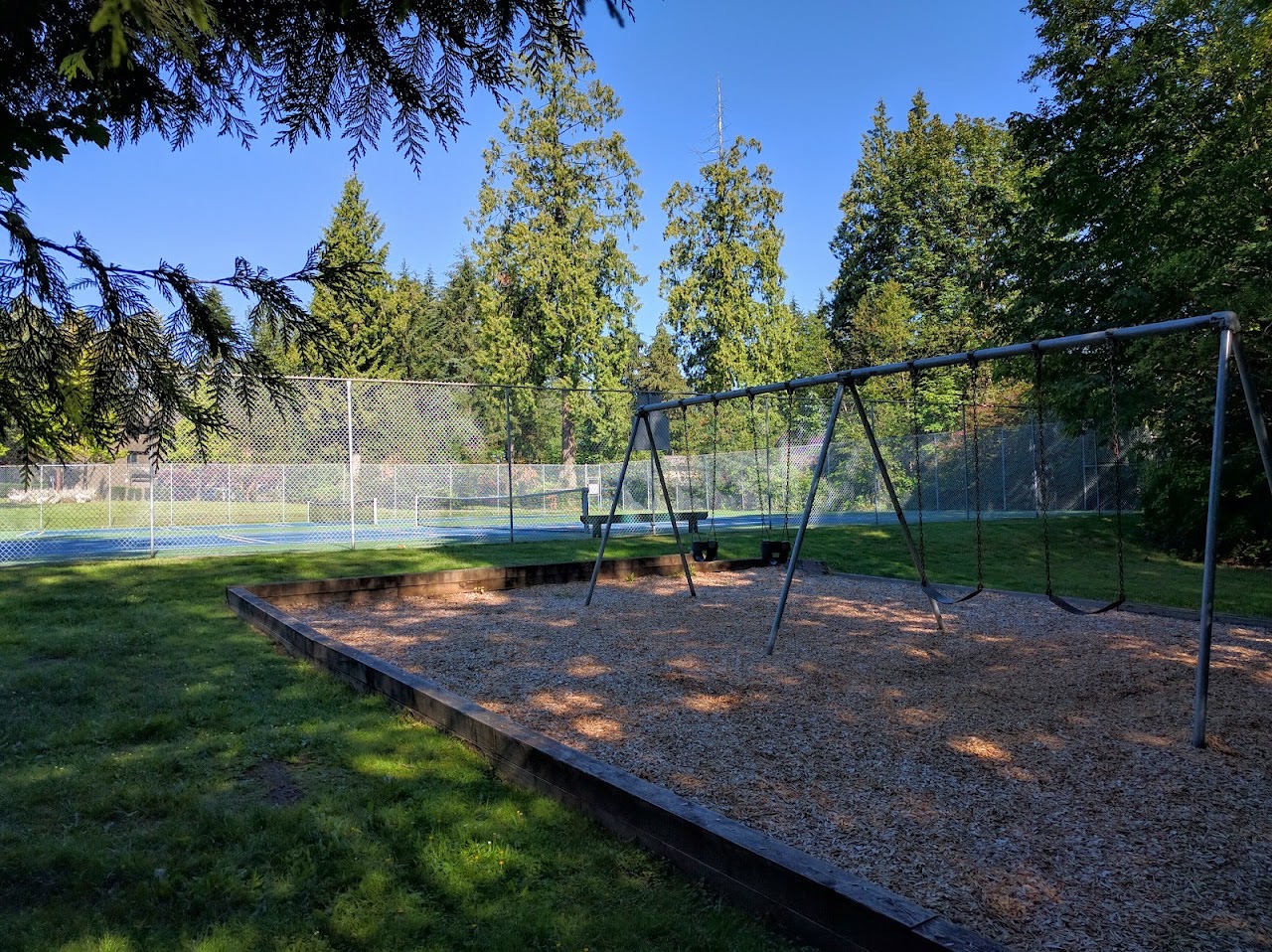 Mariner Park Pickleball and Tennis Courts, Coquitlam — photo via Google Maps