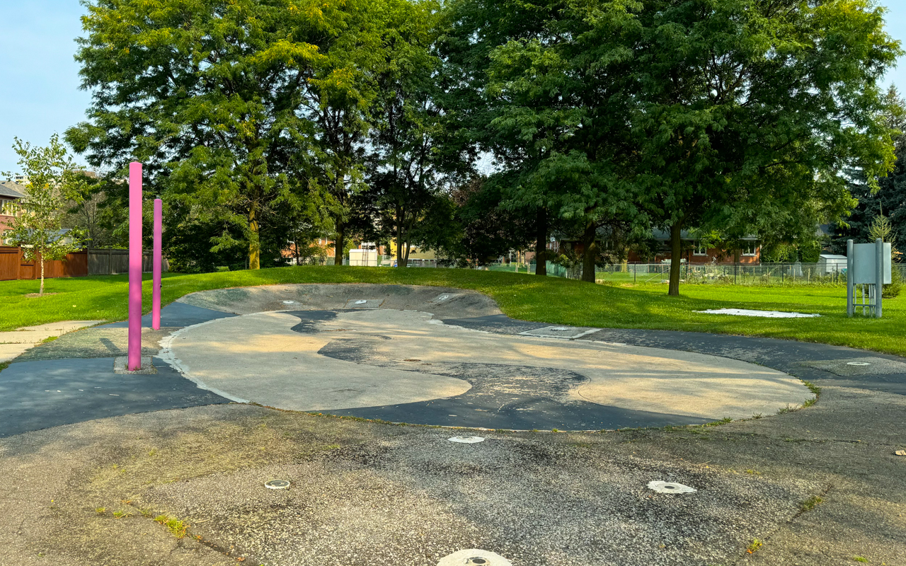 Pickleball play at Kingsview Park, Toronto (1)