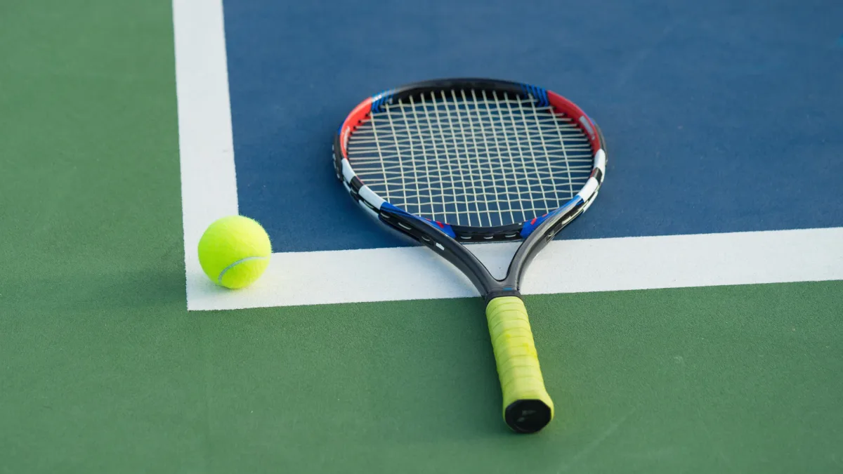 Parc Camille outdoor tennis court — City of Montreal facility photo