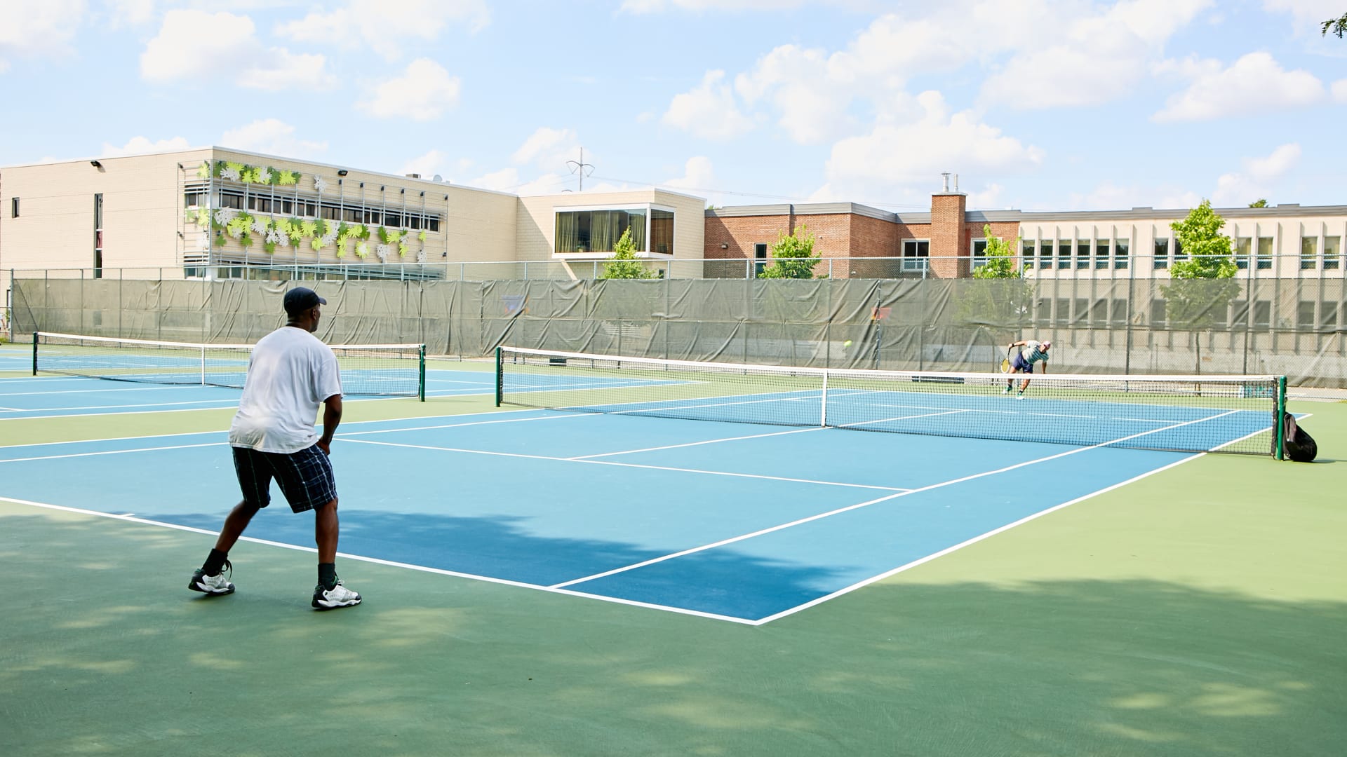 Parc des Roseraies tennis courts — City of Montreal facility photo