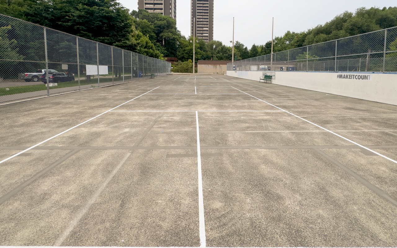 Outdoor pickleball courts at Ramsden Park — City of Toronto park facility