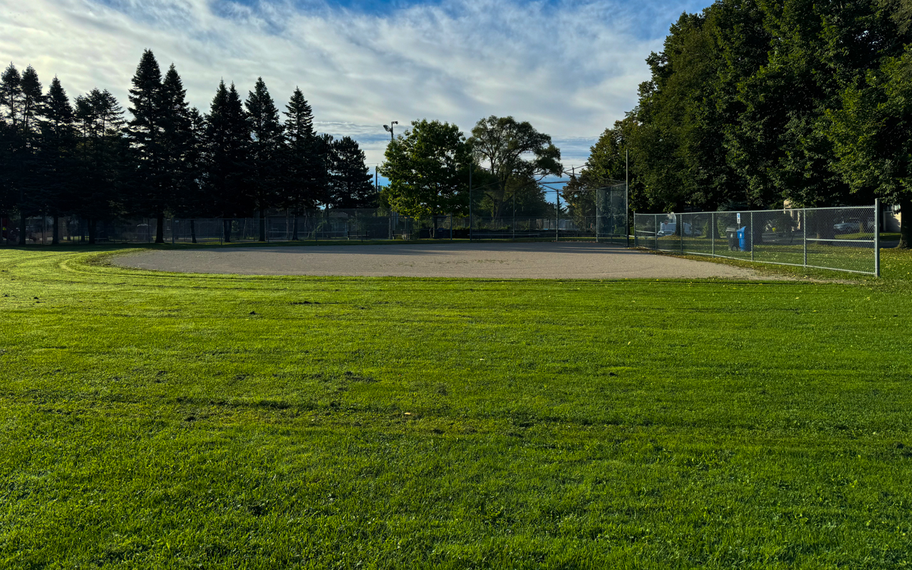 Pickleball play at Strathburn Park, Toronto (1)